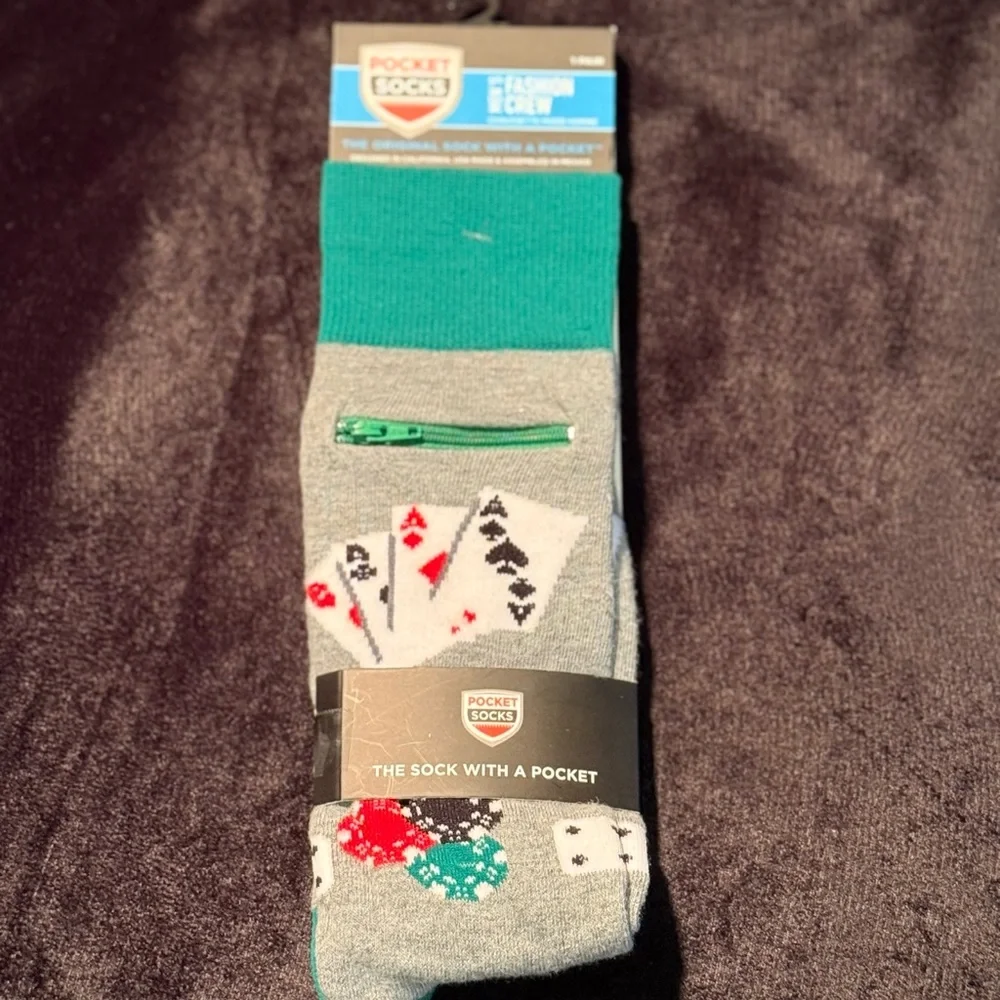 Pocket Socks with Poker Cards and Chips Design Men's Socks NIP
